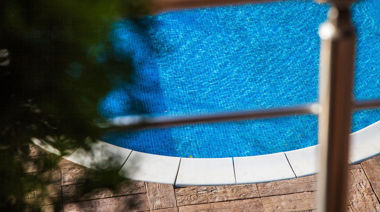 Vila Mila Riverside Apartments Semendire Dış mekan fotoğraf